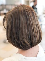 ミーティア バイ クアトロ(Meteor By QUATRO) エレガントボブ 大人ショートボブ