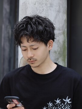 ルアウラフ(LUAU LOUGH) 【LUAU LOUGH  RYOTA】