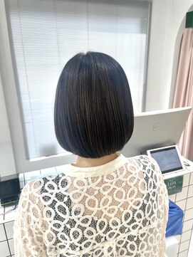 ヘアー アイス カンナ(HAIR ICI Canna) スクエアボブ/大人女子におすすめ/ミニボブ/束感カット