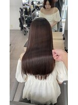 エラ(Ella)&nbsp;Japanese straightで叶える艶髪美人