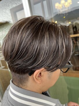 センターパート×ハイライト