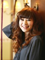 アンジーヘアー(&G hair) ちょっぴりグラマラスなロングウェーブスタイル