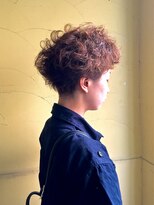 バグ 恵比寿(Bug)&nbsp;無造作×個性的×くせ毛風×刈り上げショート×スパイラルパーマ