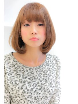 プロム(Prom) 透明感溢れる大人かわいいピュアボブ