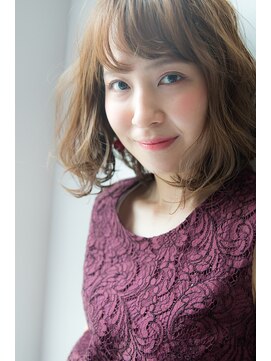 リコ ヘアアンドリラクゼーション(LICO HAIR&RELAXATION) 眉上バングゆるミディ