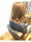 Aライン×大きめカールで色っぽカジュアル