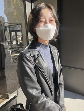 ヘアーアイスカルテット(HAIR ICI QUARTET) くびれミディ　オリーブグレージュ