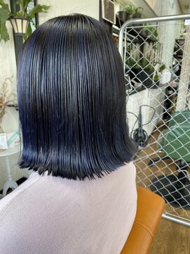 シャラ美容室 Blue Blackハイライト