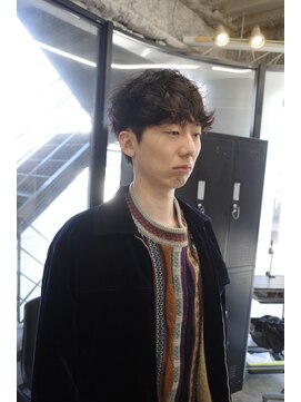 スレイ 西宮(SLAY) 波巻きハイライトアップバングツーブロックマッシュ