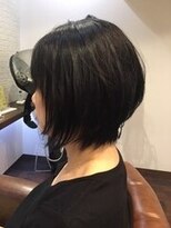 ヘアー サロン アットシュシュ(Hair Salon At'shushu)&nbsp;縮毛矯正で大人のかっこいい前下がりショートボブ♪