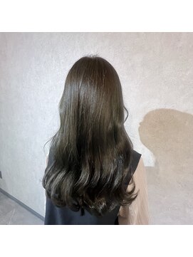 シアン(CYAN) ディープオリーブ