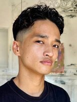 カムジーヘッドカミノウラ(COMEGHEAD KAMINOURA)&nbsp;刈り上げマッシュスペインカールツイストスパイラルパーマ