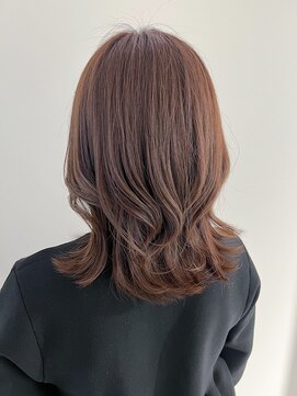 アヴァンスクロス あべのルシアス店(AVANCE.CROSS) 大人ミディアムヘア 20代 30代