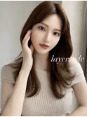 ふんわりミディアムシースルーバング大人かわいいレイヤー