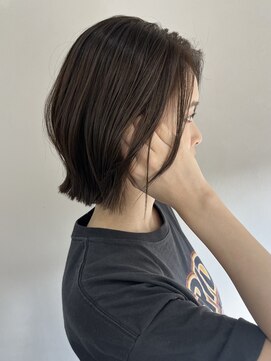 ロルド シェリ(Rold Cheri) レイヤーボブ/くびれボブ/切りっぱなしボブ/ボブ