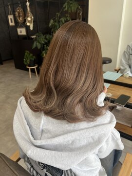 ライツ 富士店(ReiZ) くびれ×明るめブラウン