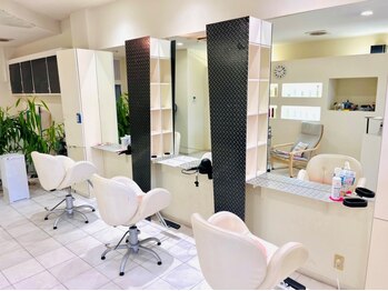 ラブユイット(LOVE HUIT)の写真/【東区/尾ノ上】日頃の忙しさも落ち着いた雰囲気の店内で癒される♪3席のみのプライベートサロン◇駐車場有