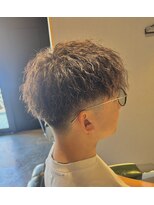 バーバープレイス チクシ(BARBER PLACE chikushi)&nbsp;ツーブロックミドル（ツイスパ）