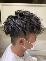 エル(EL by green)&nbsp;【MITSU】ハイウェイトツーブロック×スパイラルパーマ