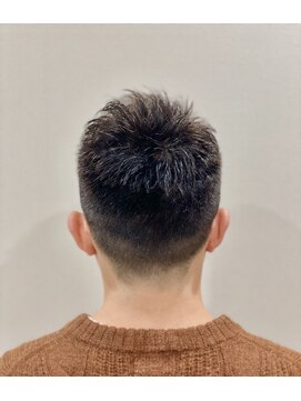 グレイスフルバーバー 赤坂見附店 刈り上げ×ショート【赤坂/ビジネスヘア/ショート】