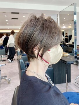 バンプ ギンザ(BUMP GINZA) 美シルエット×立体感×上質大人ショートボブ【担当BISA】
