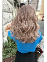 リア 大阪梅田(Ria)&nbsp;～ミルクティーグレージュ～【Ria 大阪 梅田】