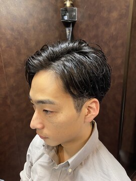 ヒロギンザ 新橋日比谷口店(HIRO GINZA) ビジネスセンターパートスタイル　新橋　理容室　床屋　ヒロ銀座