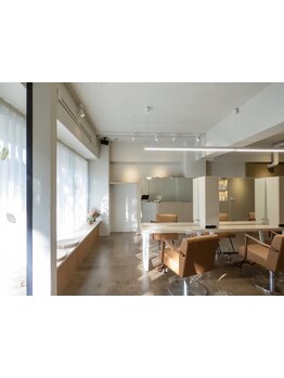 【住吉】癒しの空間で贅沢な時間を…♪大人女性の髪を美しくするためのこだわりが詰まった《benoit》