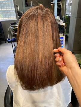 ヴィオラスバイポッシュ ギンザ(Violus by Posh GINZA) 髪質改善byヴァリジョア