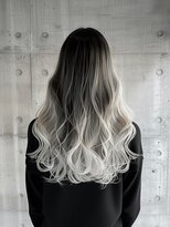 ネハス ナガオカ(nehus.nagaoka)&nbsp;バレイヤージュ/ブリーチ/こなれミディ/アンブレラカラー