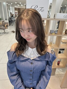 ノブレス ノアール(NOBLESSE NOIR) ミルクティーベージュ／ミルクティーグレージュ／名古屋／栄