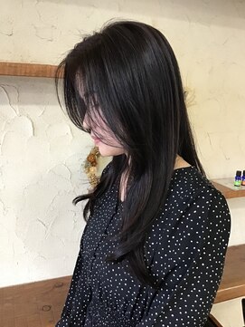 セェリーニ 韓国レイヤースタイル