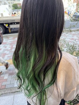 ヴィサージュヴィフ パワード バイ モンス(VISAGEVIF POWERED BY MONS) ビビッドカラー