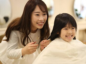 g-hair's 須磨パティオ名谷店の写真/【名谷1分】キッズスペース有り!広いスペースで気兼ねなく子どもを預けれる、ママに優しい人気サロン*