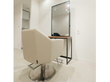 ミータイム 元住吉(Me time)の雰囲気（AI搭載のスマートデバイスミラーECILAを導入）