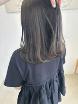 ナギ 栃木(nagi)&nbsp;透け感たっぷりグレージュカラー◎