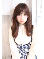 エストレーラ(estrela)&nbsp;『estrela』大人可愛い甘めロング　センターパート