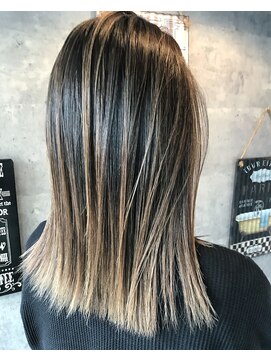 アッベリーレ(A'bbellire) ミルクティーバレイヤージュ