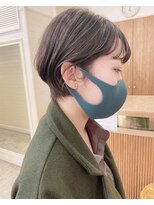 モリオ フロム ロンドン 大宮2号店(morio from London)&nbsp;【なかじま ひびき】カーキグレージュショートボブ