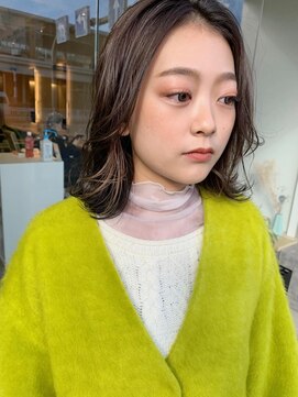 コロル(Color) 【Color/コロル】アクセサリーカラー×切りっぱなしボブ