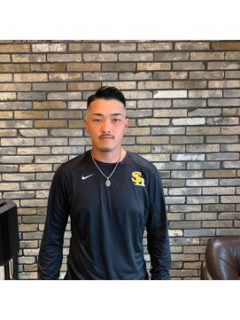 バズ(BUZZ) 7:3ハードパートスタイル