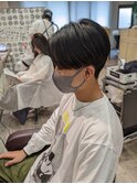 センターパート×リバースパーマ