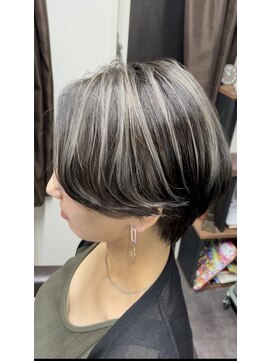 トリント 蘇我(TRINT) コントラストハイライト、メリハリショート