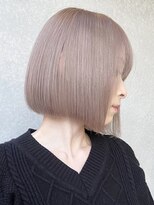 ツキ 横浜店(tuki)&nbsp;ダブルカラーミルクティーベージュカラーケアブリーチ韓国ボブ