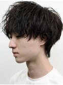 ナチュラルマッシュショート黒髪女子ウケ束感ツーブロックパーマ