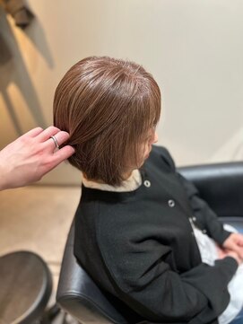 エルピス 中央林間店(elpis) 白髪ぼかし / ショートボブ