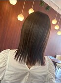 ぱっつんミディアムでこだわりのシルエット