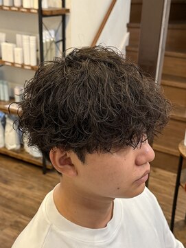 ラウラサン(RauRa.SAN) シャドウパーマ