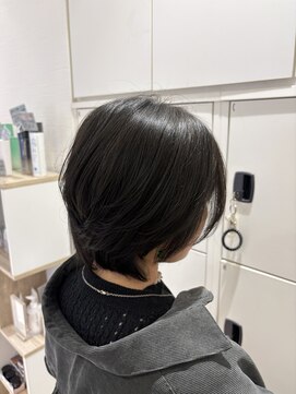 ケンジ 平塚 アネッタ(KENJE annetta) 艶髪/Aujuaトリートメント