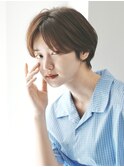 切りっぱなしショート・ボブ/絶壁解消/前髪なし/40代/30代/丸顔